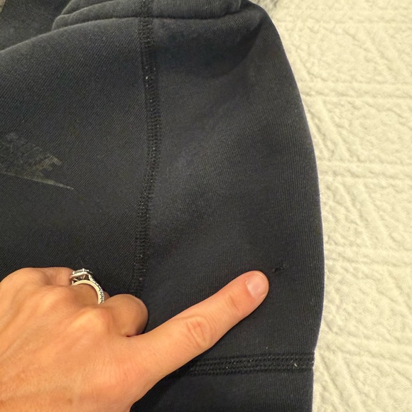 Nike Kids Black Hoodie - Picture 4 of 6